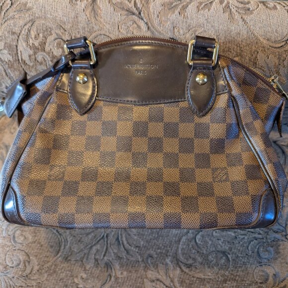 Authentic Louis Vuitton Canvas Verona PM Shoulder Bag COA included - Picture 1 of 16
